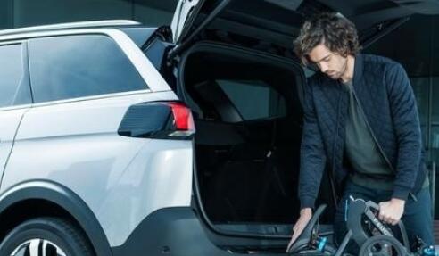 標致兩款“非汽車”拿下工業(yè)設計獎,曾被調侃設計反人類