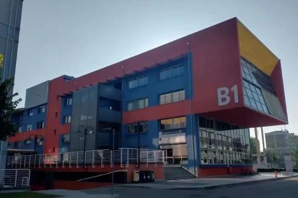 實地考察學產(chǎn)品設(shè)計專業(yè)的米蘭理工大學