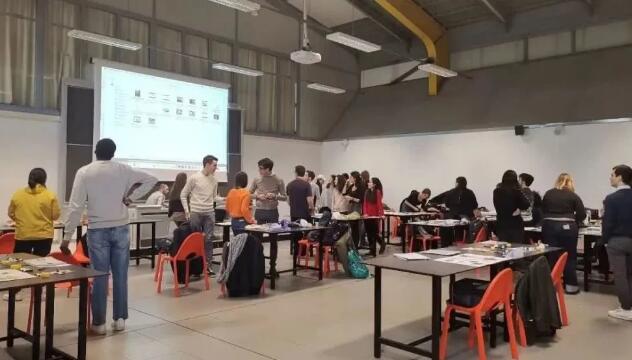 實地考察學產(chǎn)品設(shè)計專業(yè)的米蘭理工大學